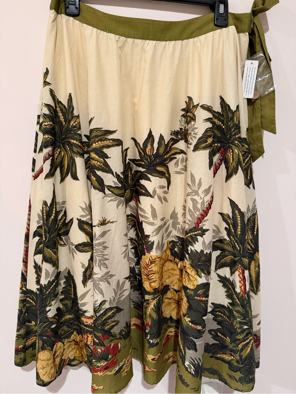 NWT Soft Surroundings Olive-Trim Cream Skirt with Tropical Floral Print